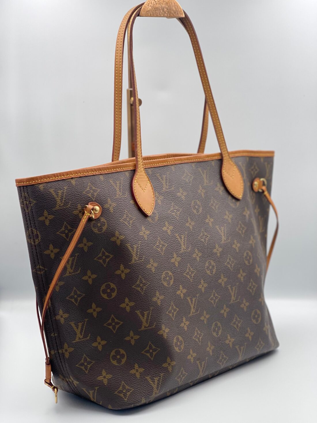 Louis Vuitton - Monogram Neverfull MM