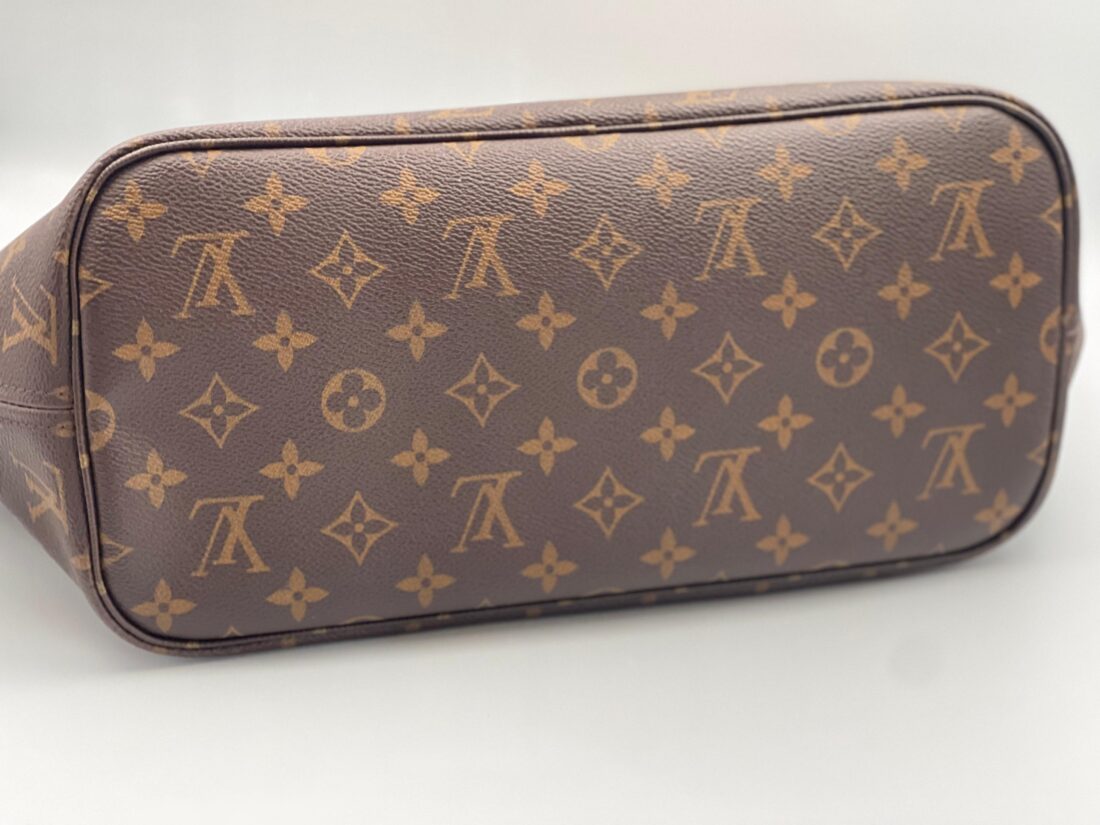 Louis Vuitton - Monogram Neverfull MM - Image 3