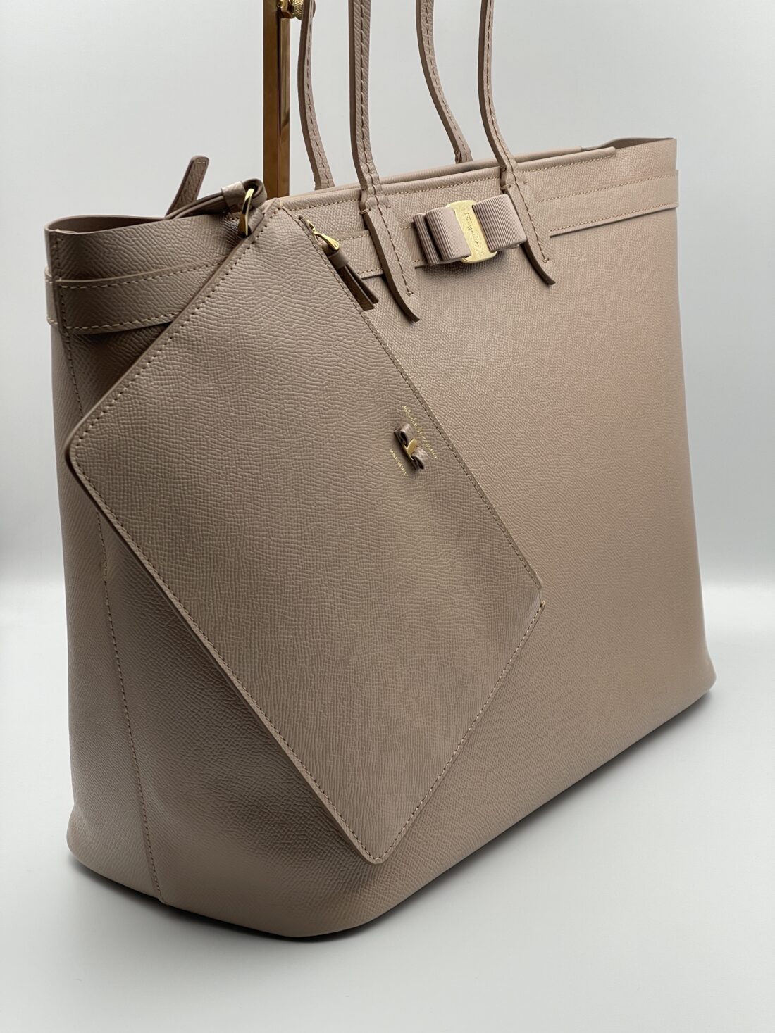 Ferragamo - Vara bow Leather Tote bag