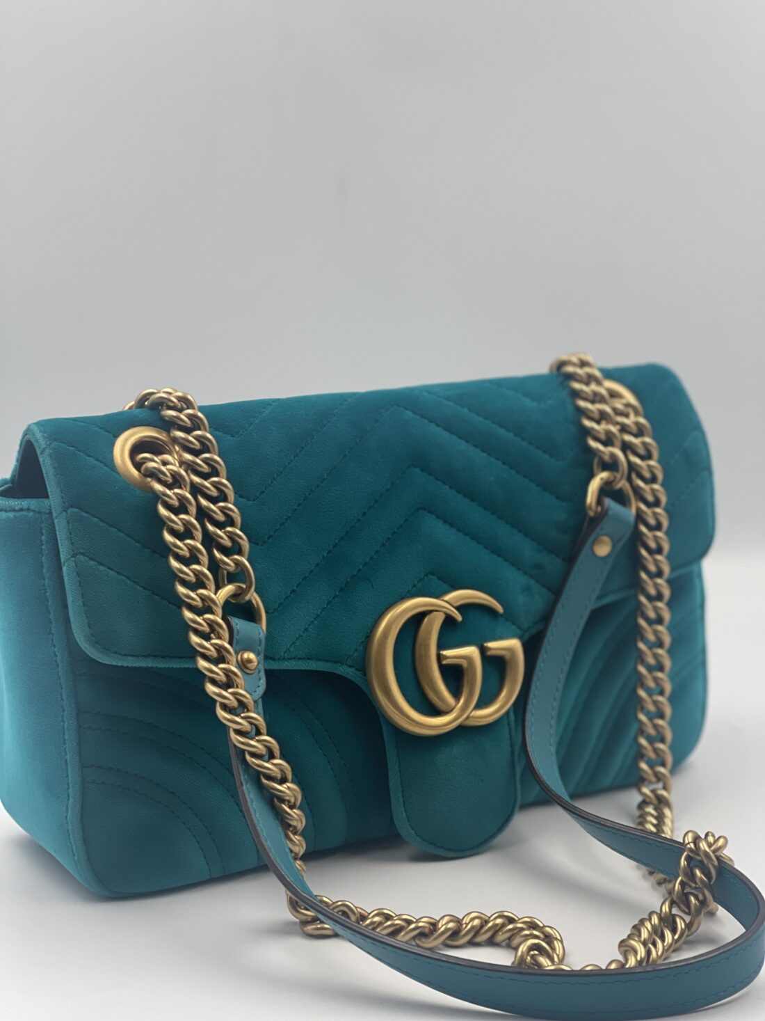 Gucci - GG Marmont Velvet Shoulder Bag