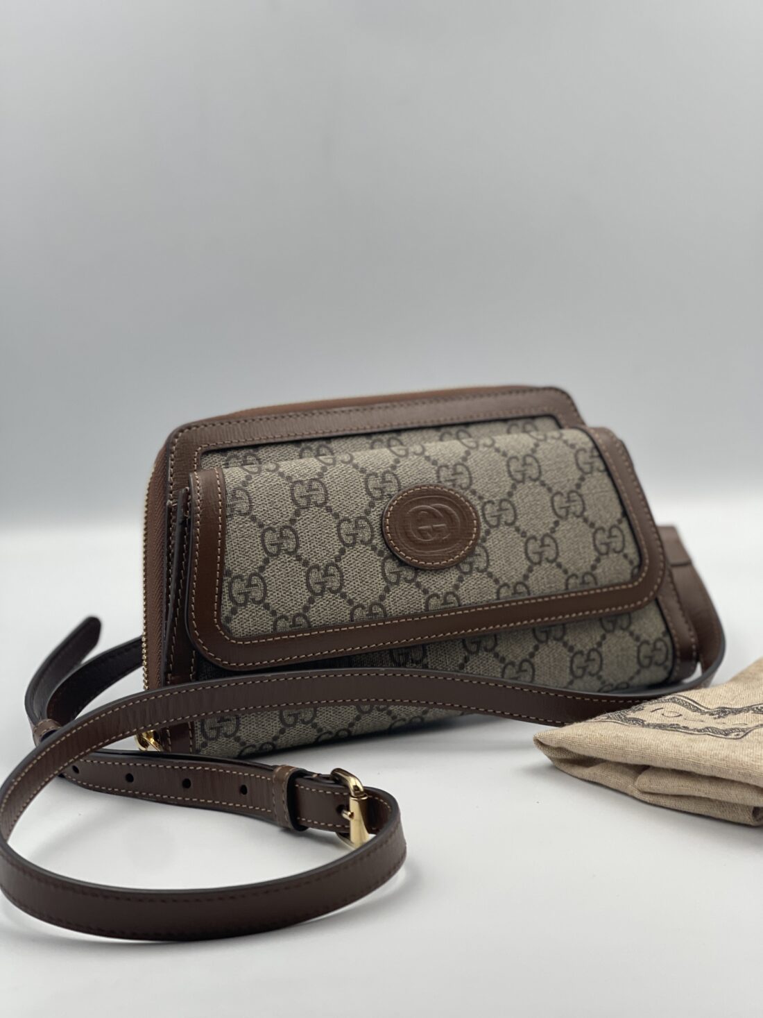 Gucci - GG Supreme Canvas Crossbody Bag - Image 2