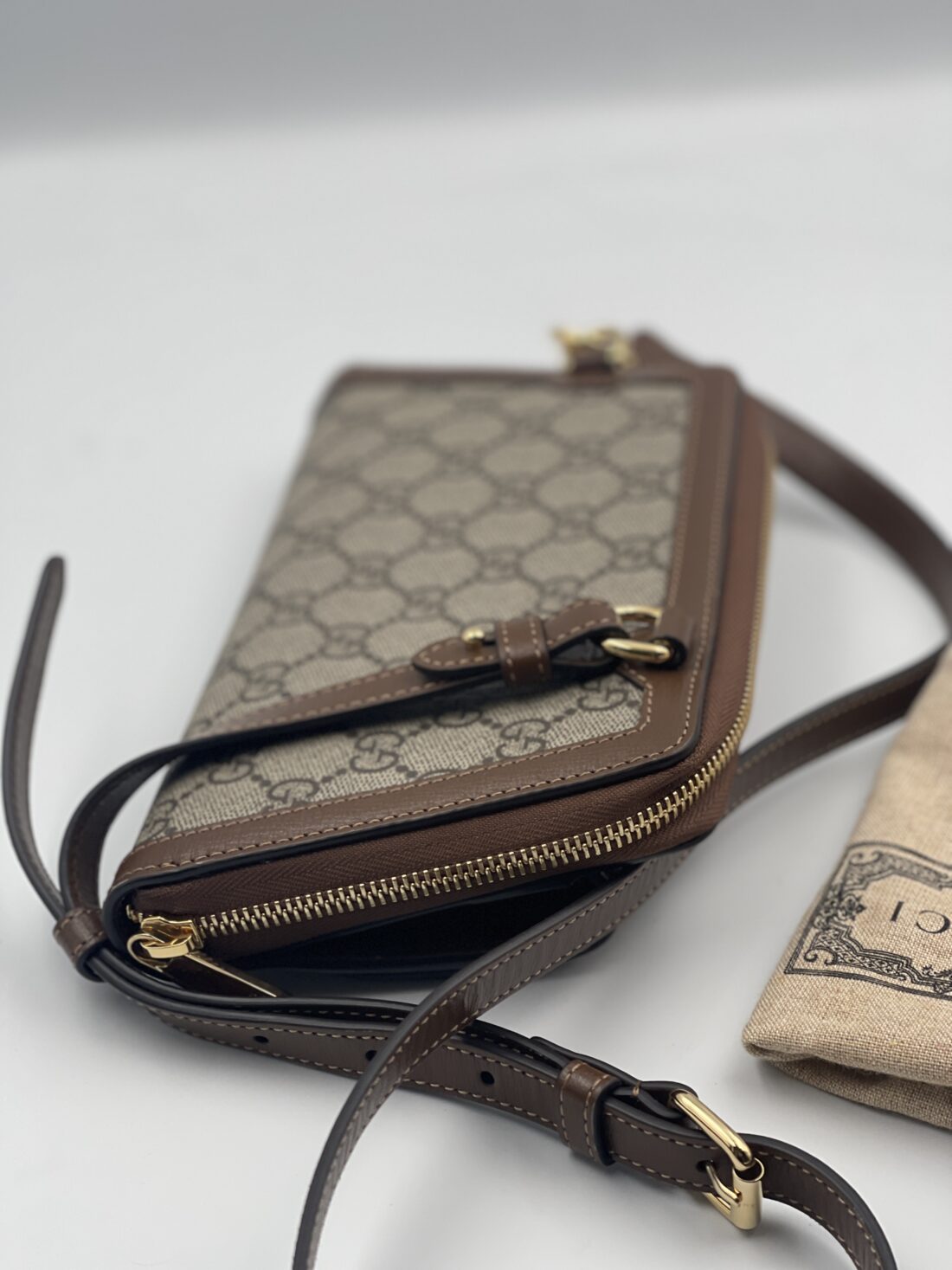 Gucci - GG Supreme Canvas Crossbody Bag - Image 4