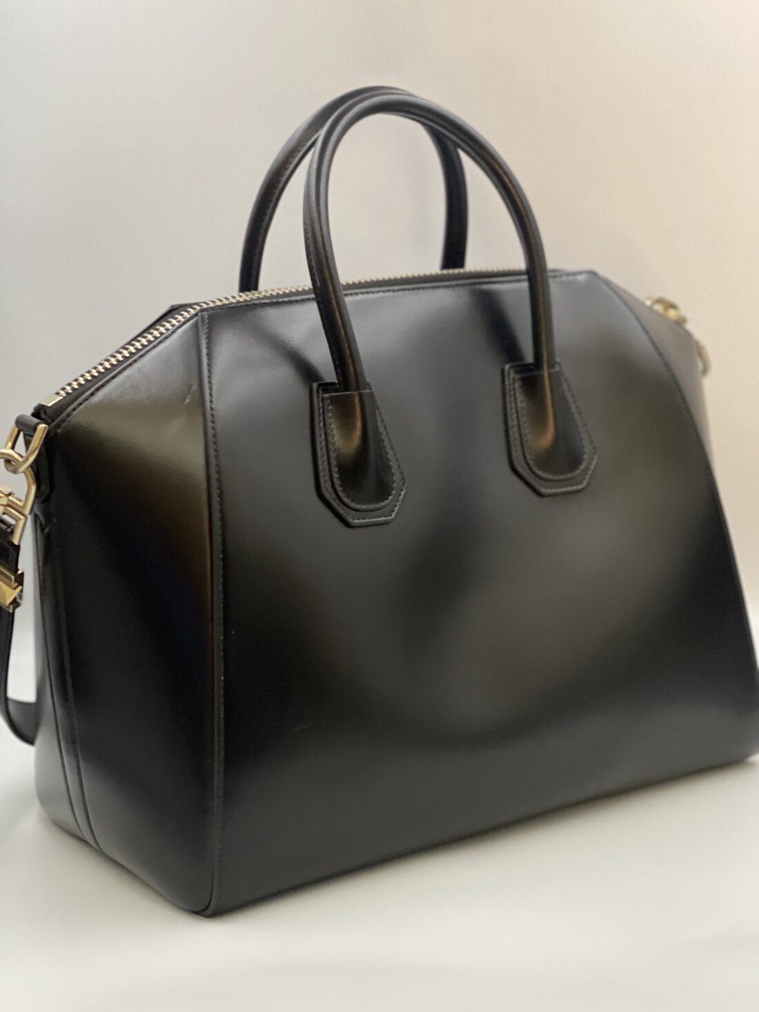 Givenchy - Antigona Leather 2 Way Handbag - Image 5