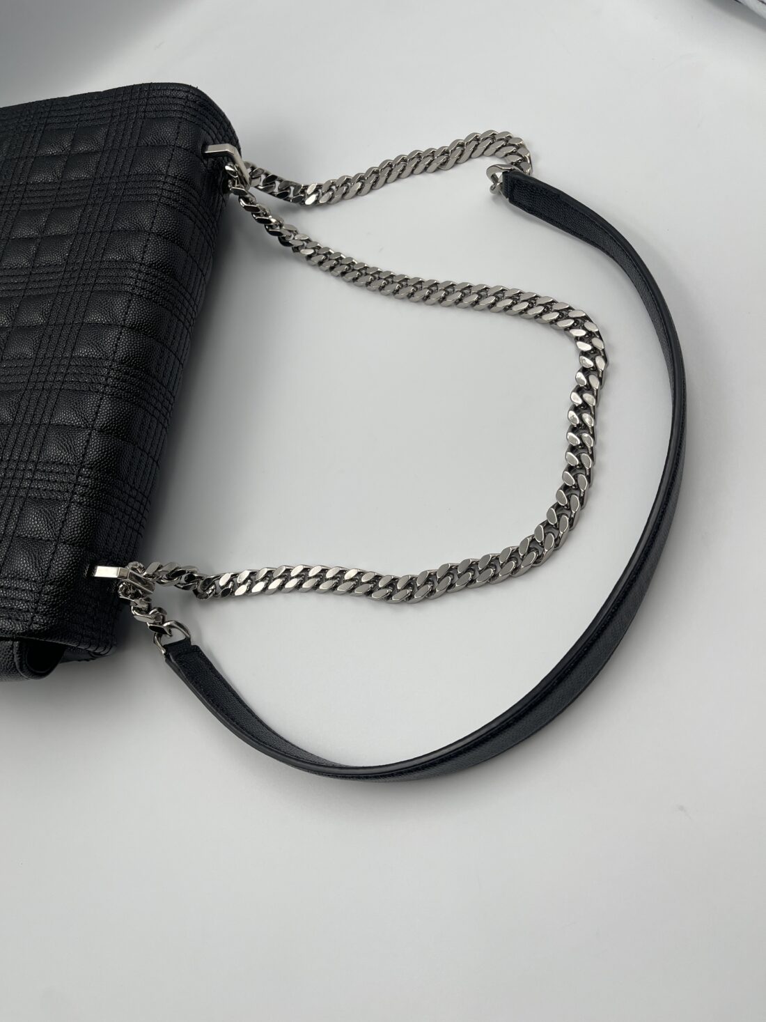 Burberry - Lola Leather Chain Shoulder Bag - Image 10