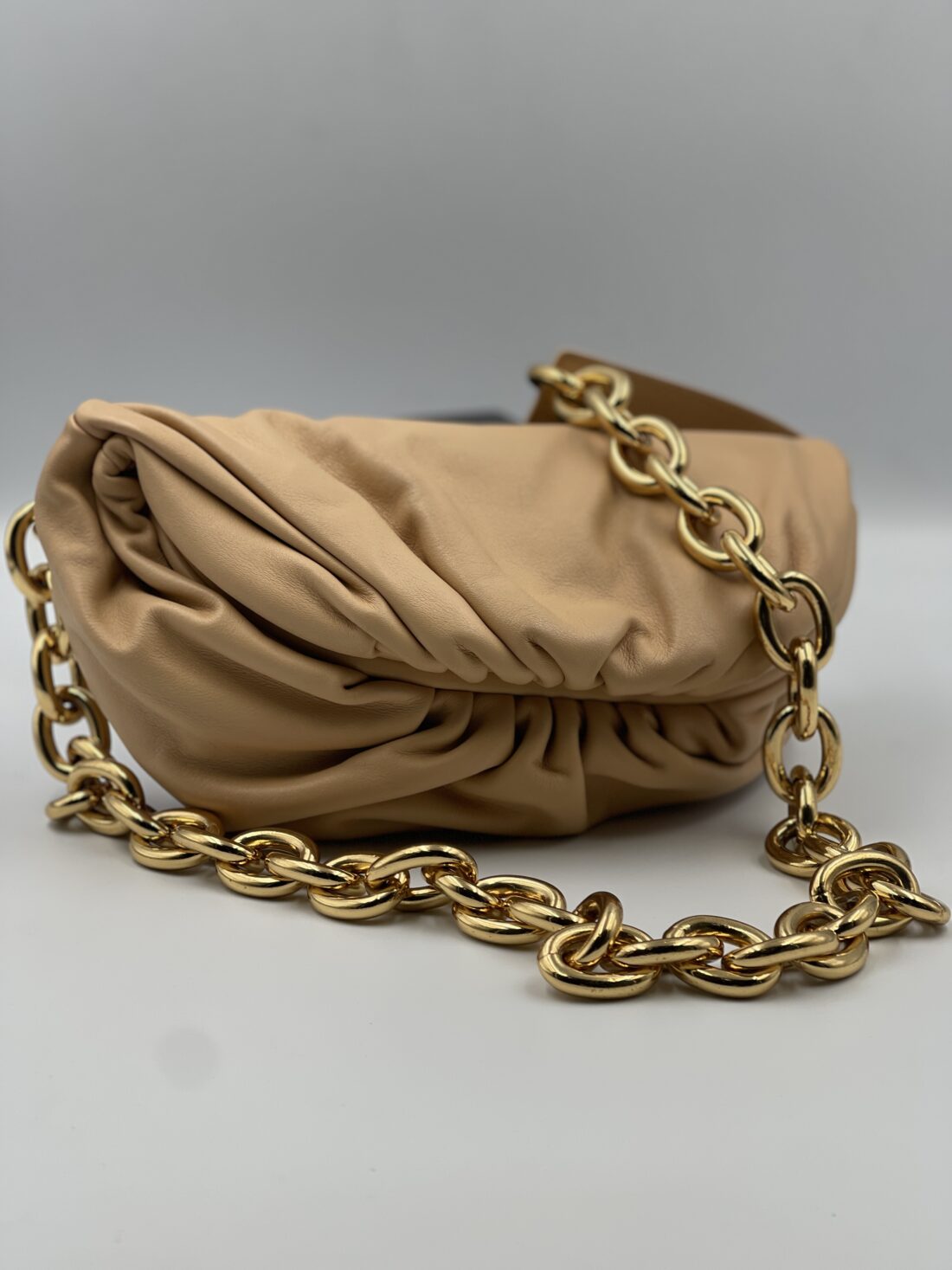 Bottega Veneta - Leather Pouch Chain Shoulder Bag - Image 3