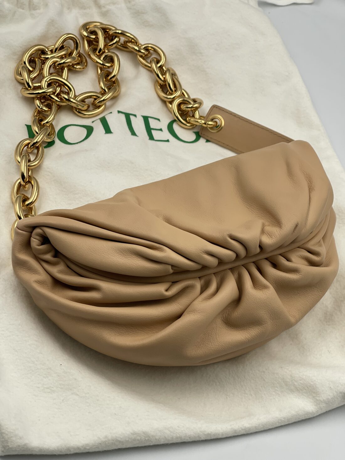 Bottega Veneta - Leather Pouch Chain Shoulder Bag - Image 10