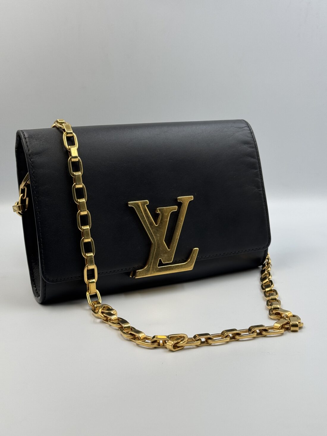 Louis Vuitton - LV Logo Louise Chain Shoulder Bag - Image 2