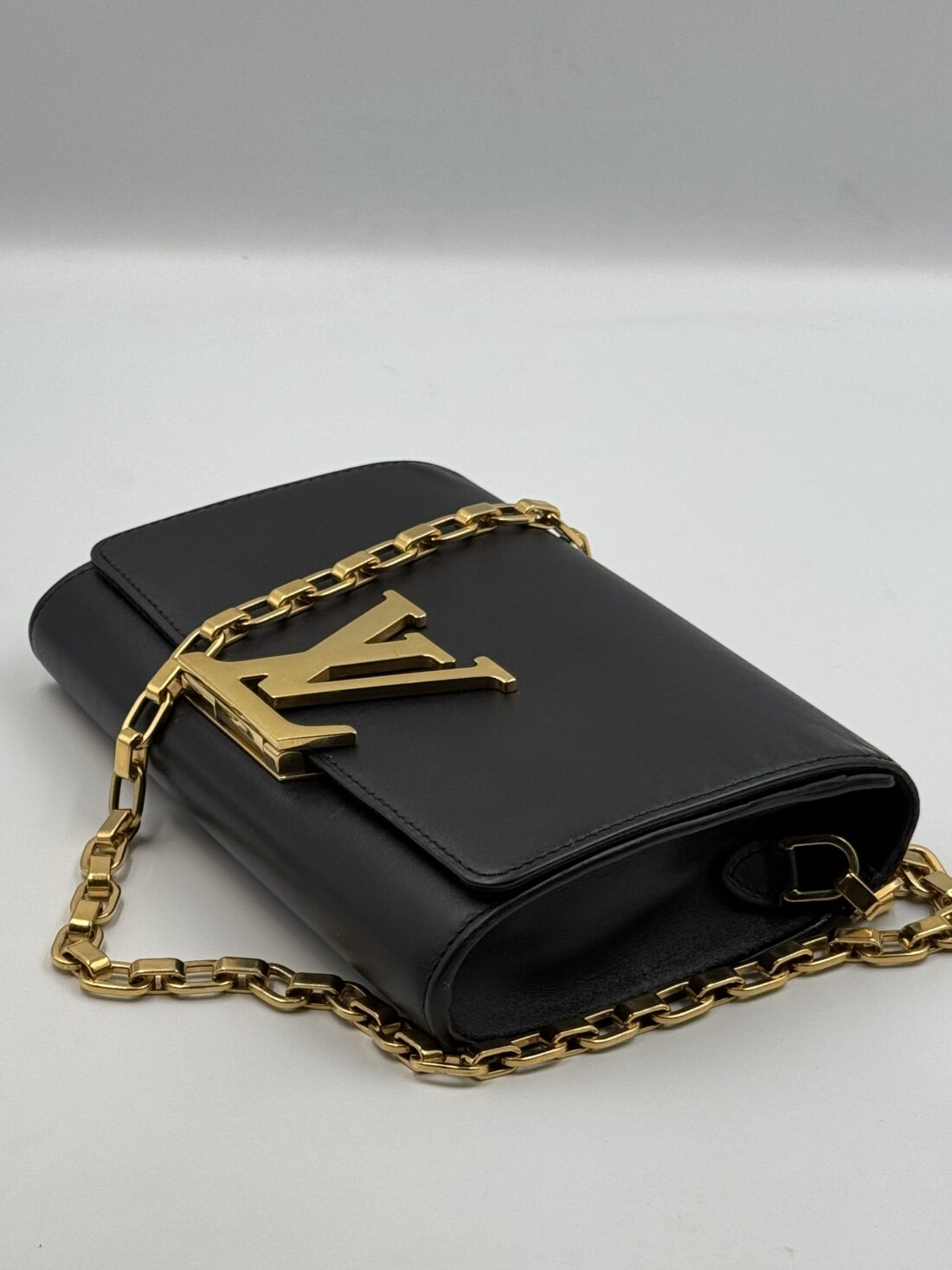 Louis Vuitton - LV Logo Louise Chain Shoulder Bag - Image 7