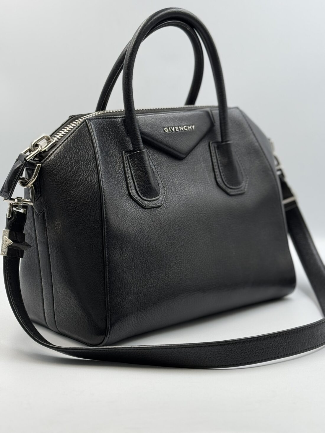 Givenchy - Antigona Leather 2 Way Handbag