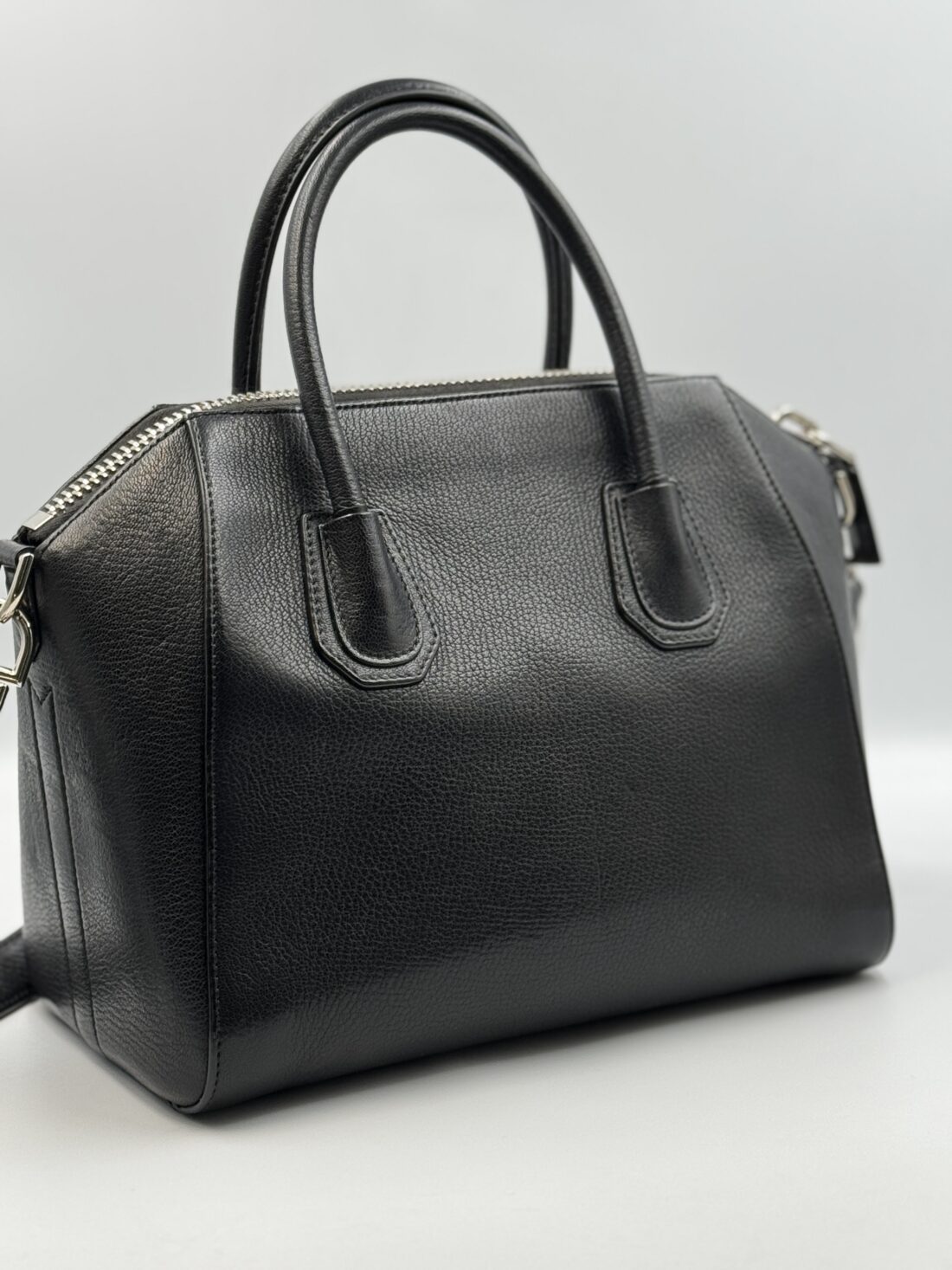 Givenchy - Antigona Leather 2 Way Handbag - Image 4