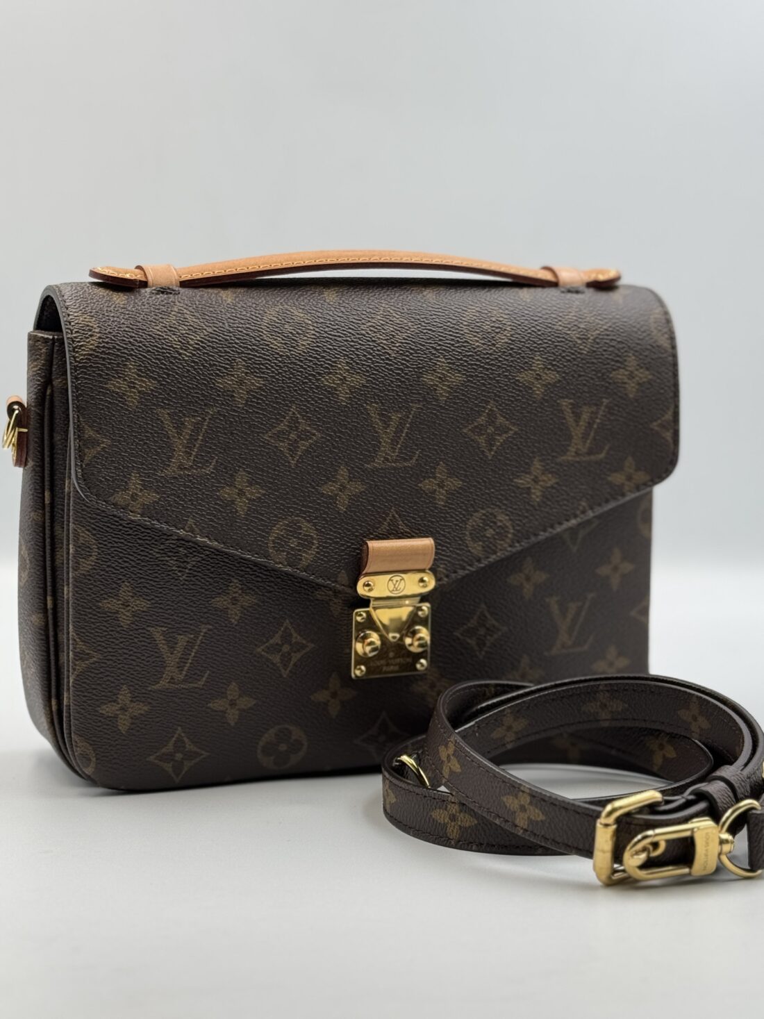 Louis Vuitton - Pochette Metis - Image 2