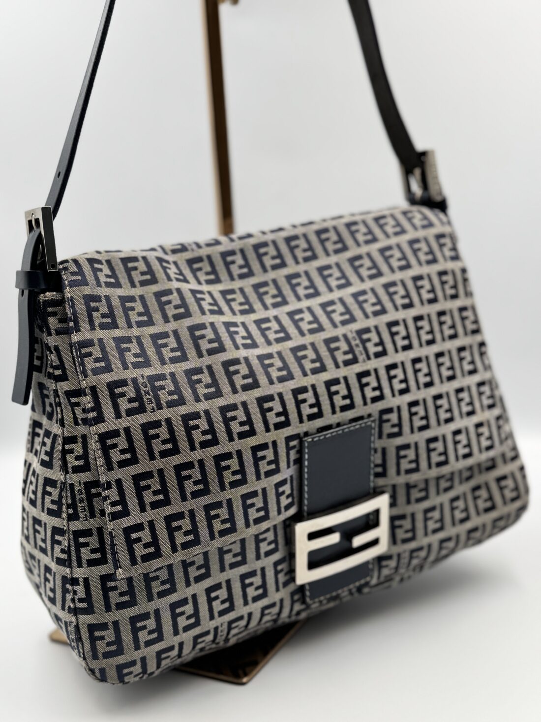 Fendi - Zucchino Mamma Baguette Canvas & Leather Shoulder bag - Image 7