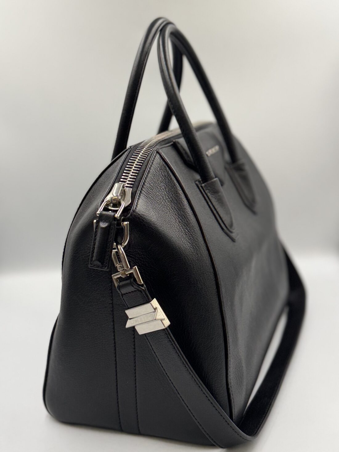 Givenchy - Antigona Leather 2 Way Handbag - Image 5