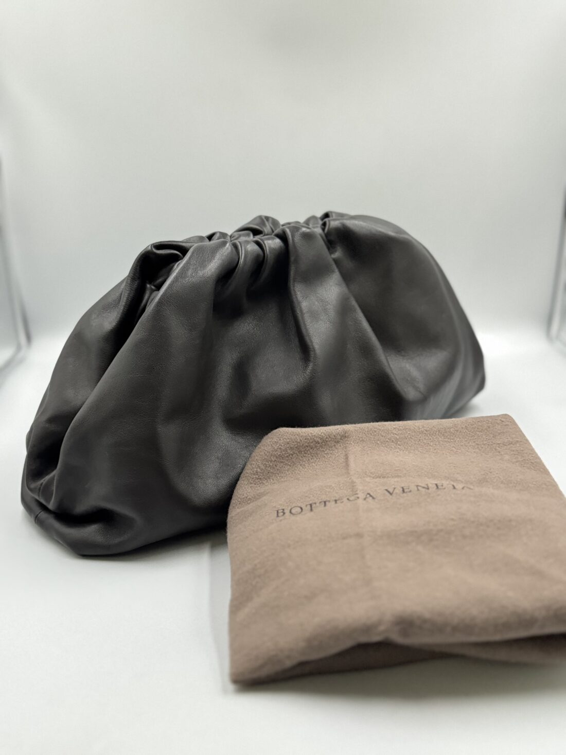 Bottega Veneta - The Pouch Leather Clutch - Image 2