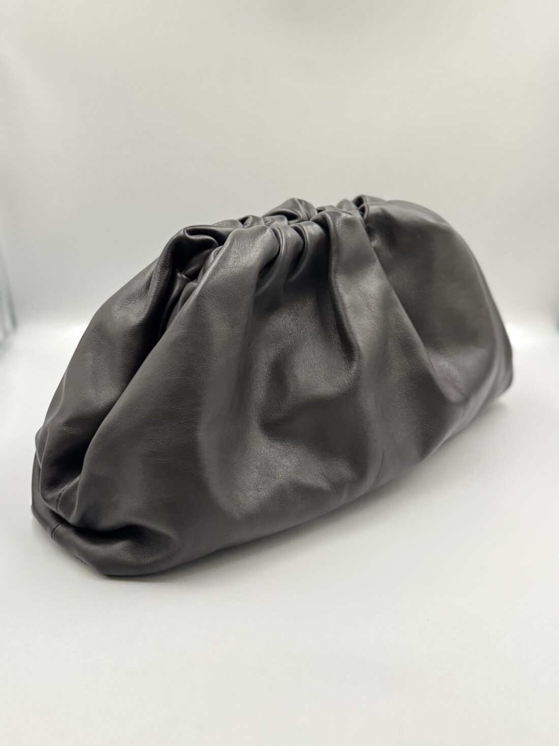 Bottega Veneta - The Pouch Leather Clutch - Image 3