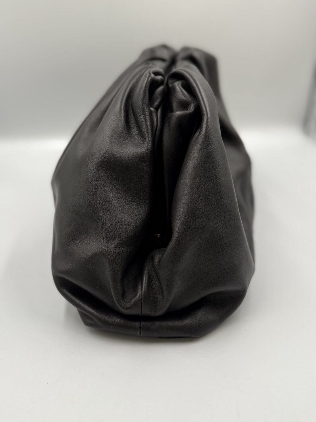Bottega Veneta - The Pouch Leather Clutch - Image 6